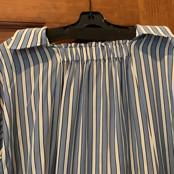 NWT Robert Rodriguez silk striped blouse with back detail and oversized cuff M - Picture 3 of 6